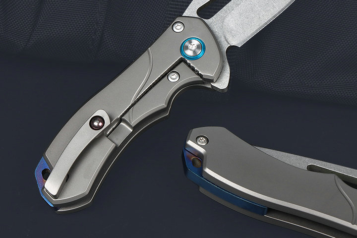 Blue eyes D2 blade Titanium  handle pocket knife UD407749