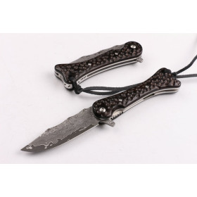 Bamboo bone Damascus folding knife UD403396